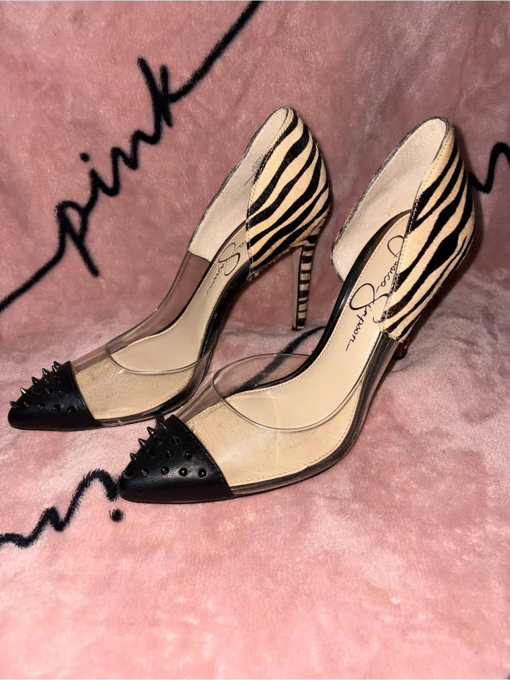 Jessica Simpson Beige and Black Pointed-Toe Pumps size 8
